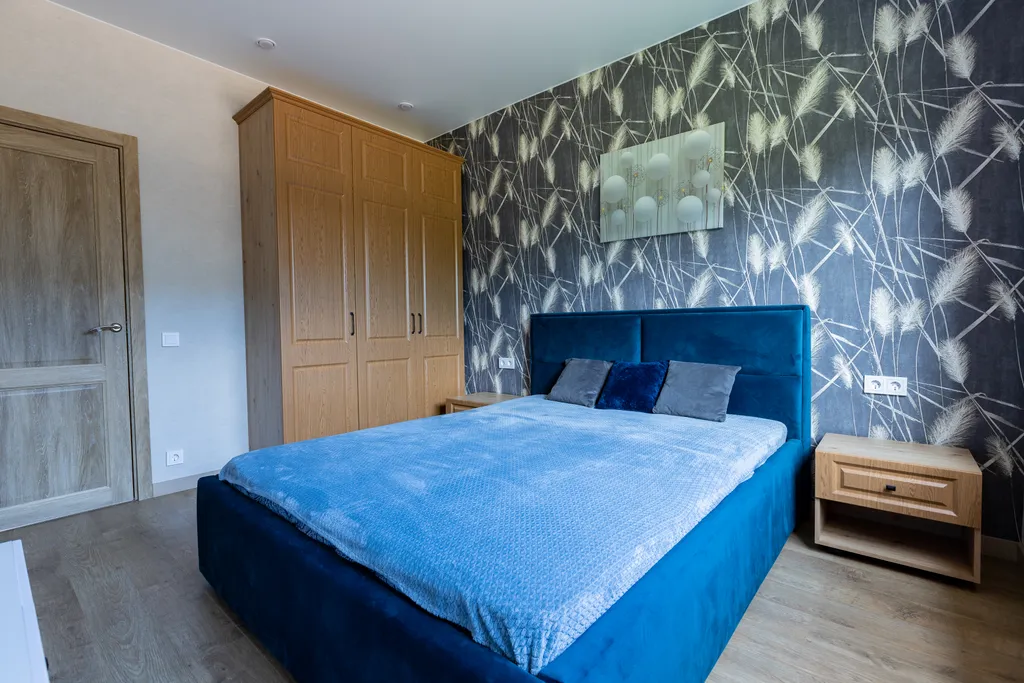 Уютный дом возле леса