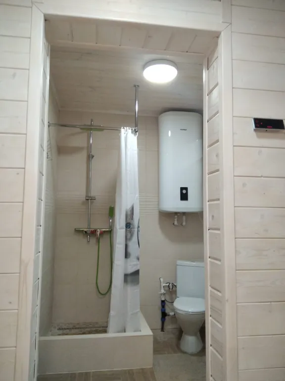 Дом и баня в окружении сказочного леса