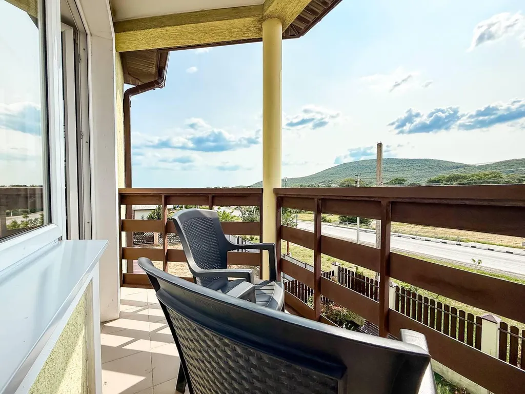 Коттедж 3-комнатный Дом — Южная Озереевка