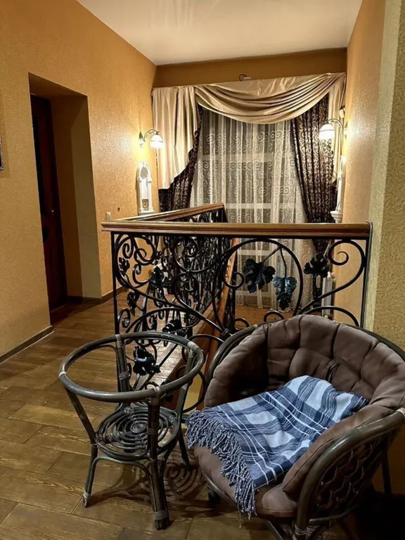 Уютный загородный коттедж