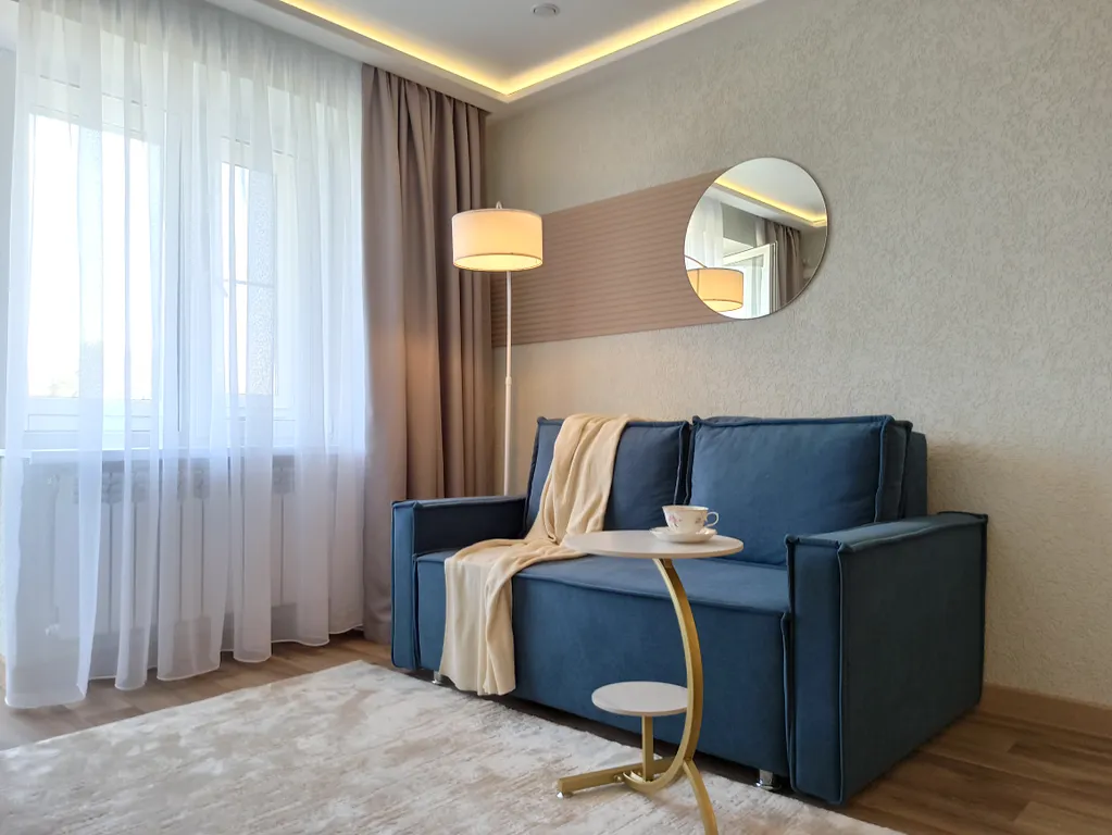 У аэропорта