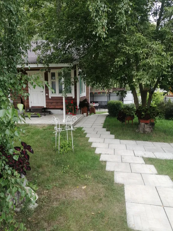 Уютные домики на берегу озера с баней на дровах