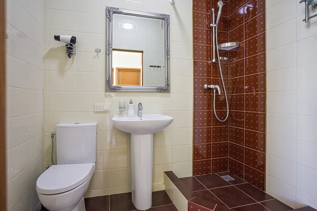 Апартаменты с спальней и видом на море