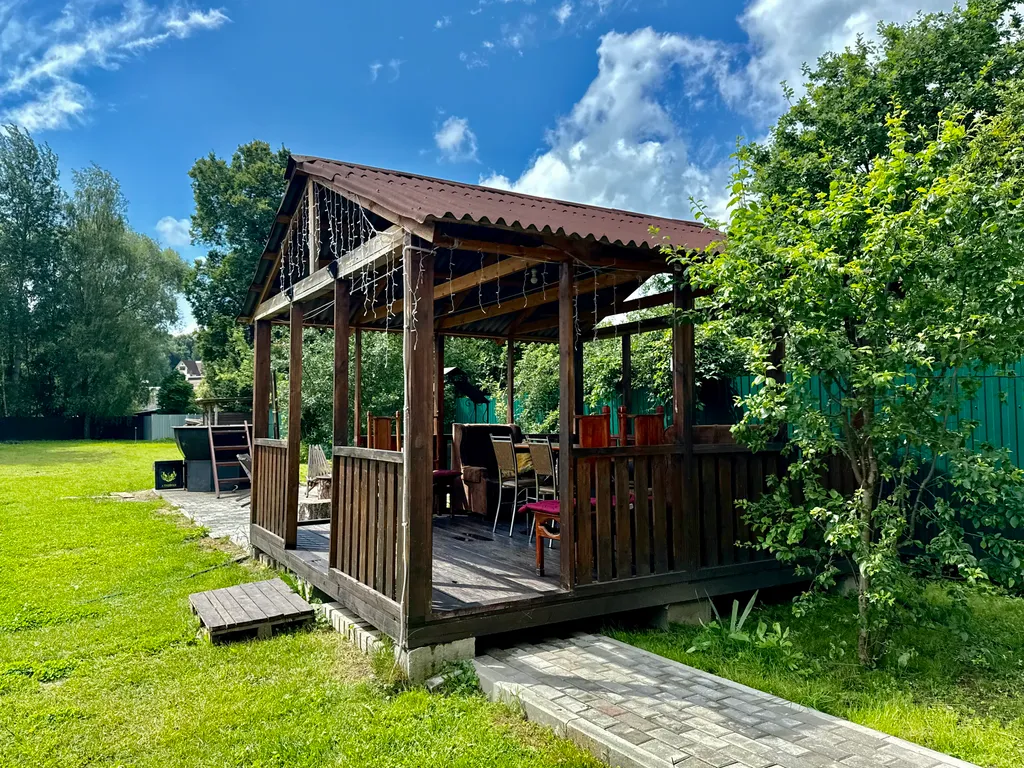 Коттедж Саввушка с видом на монастырь