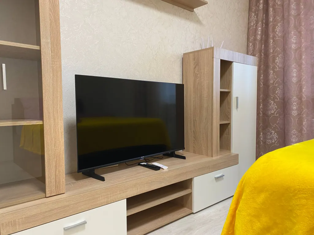 Студия у Сити-Молла с видом на горы