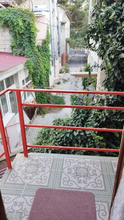 Уютная комната с удобствами