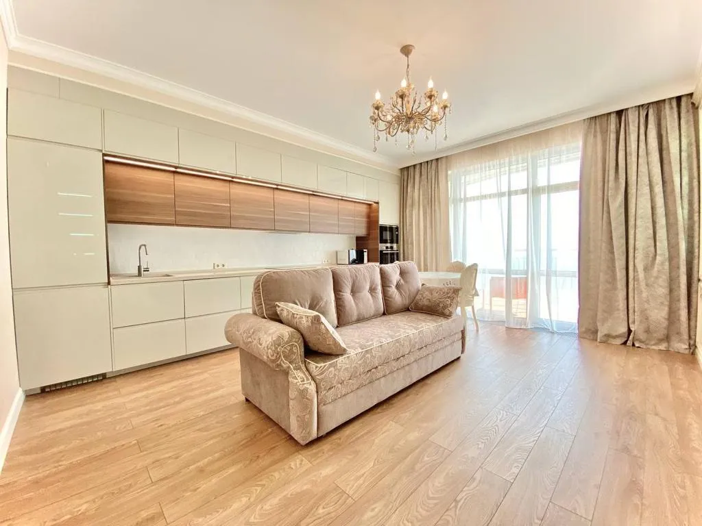 Квартира у моря с видом на море в г. Ялта, пгт. Гурзуф, ЖК Пушкинский