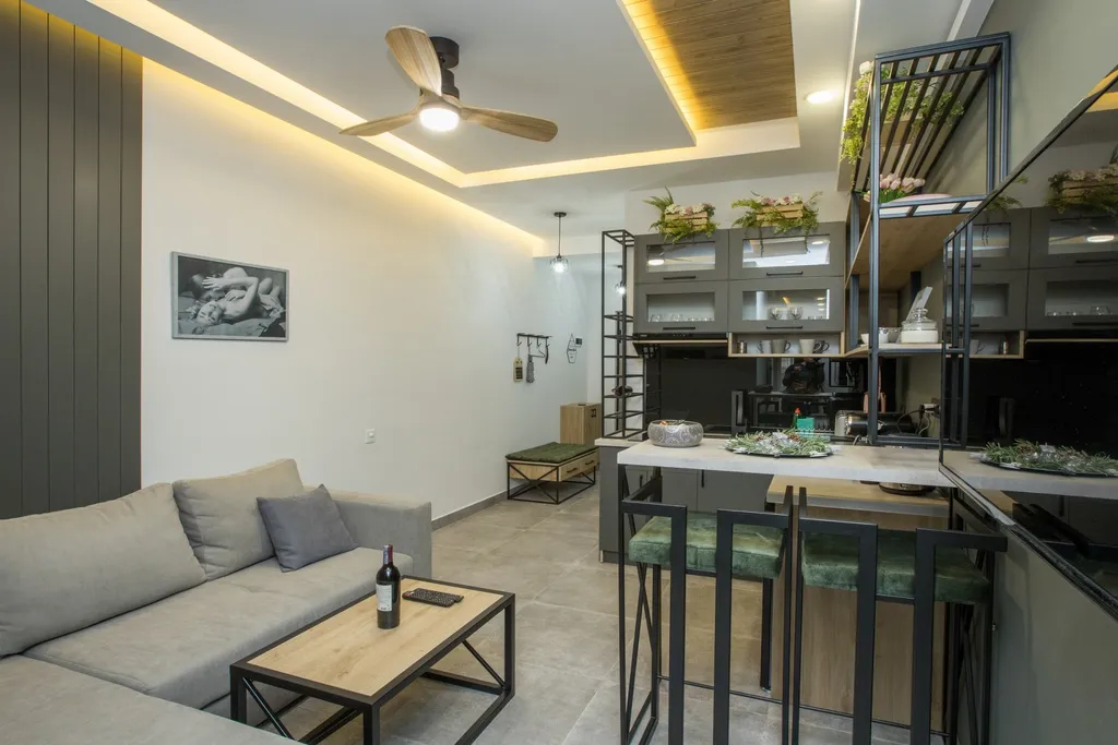 Квартира в стиле 50 оттенков серого в центре города