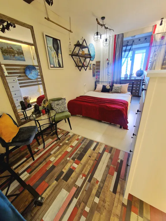 Уютные апартаменты в расшиpеннoм центpе