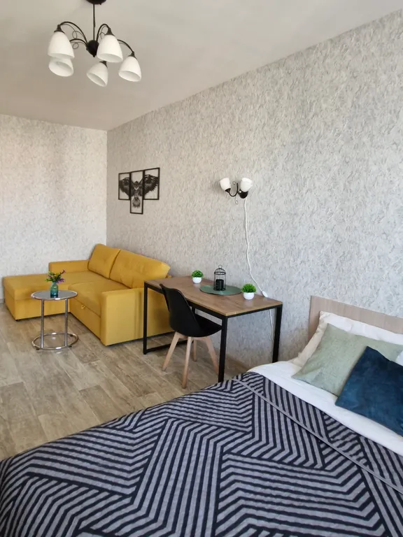 Квартира Квартира Шикарная просторная евротрешка для большой семьи или компании — Ярославль