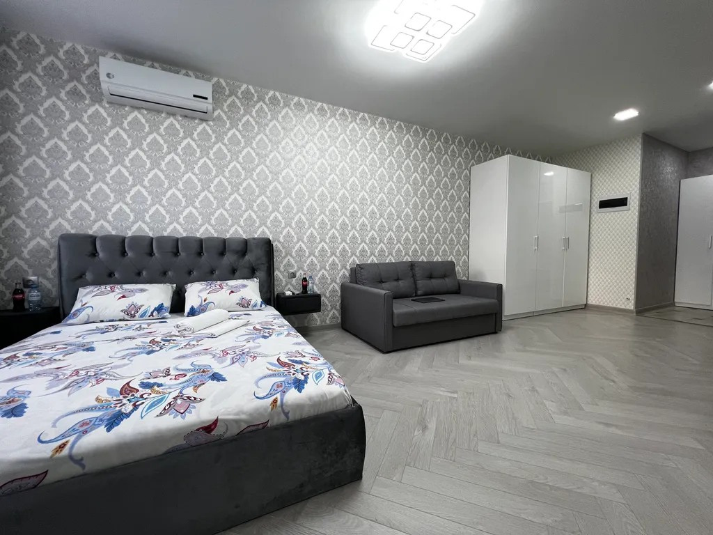 Современная квартира в центре, рядом Гостиный Двор!