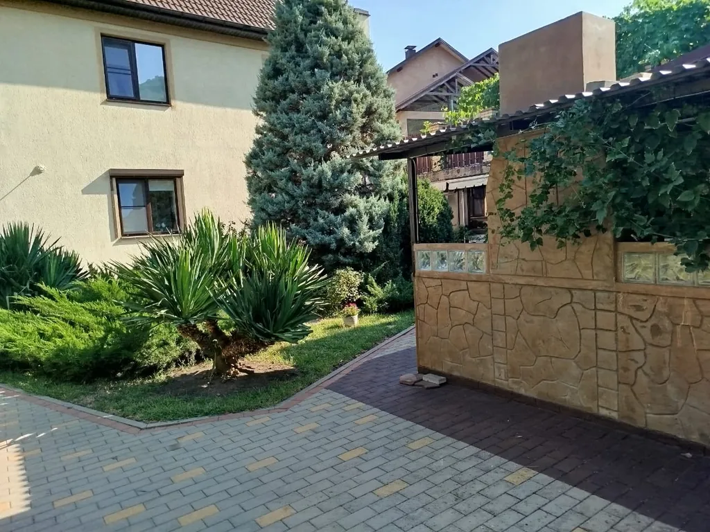 Апартаменты в 2 километрах от моря