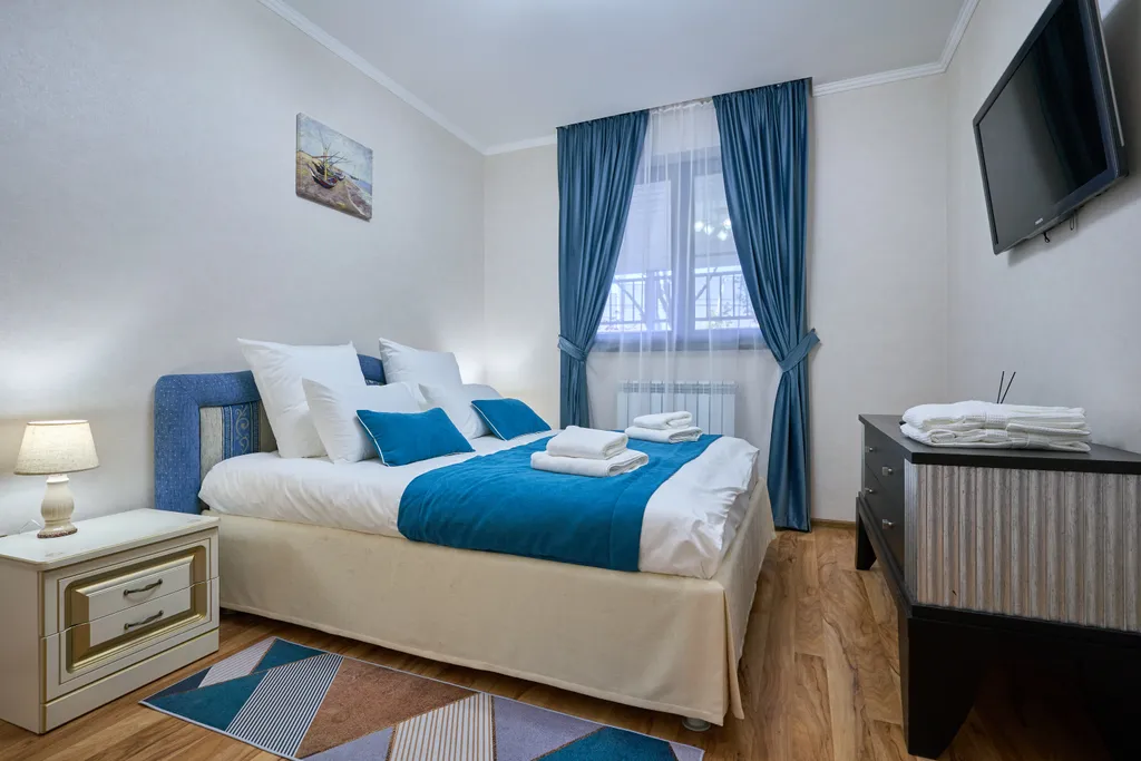 6-комнатный Дом