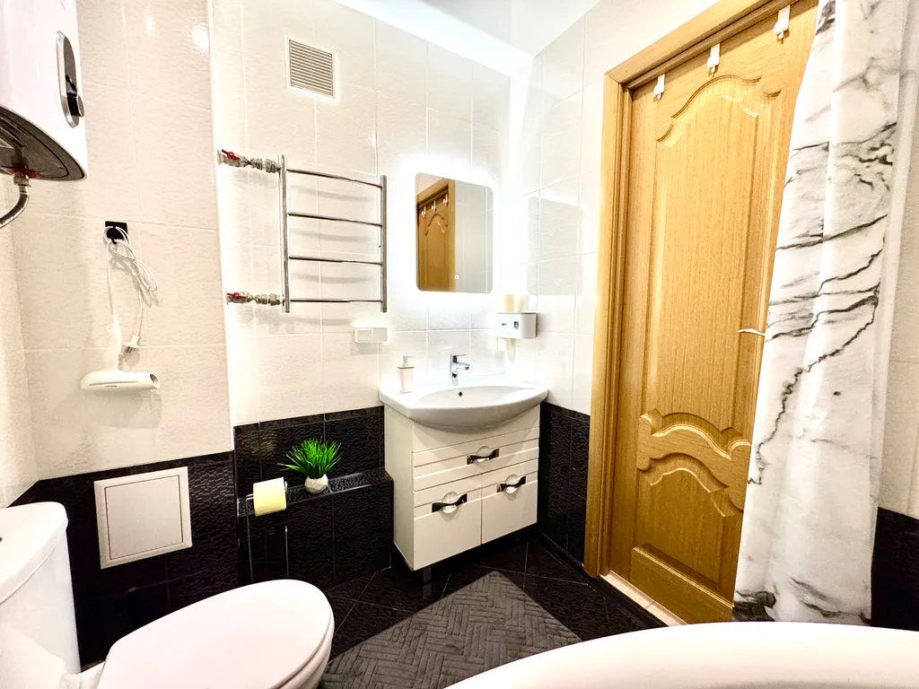 Красивая, уютная квартира в новом доме рядом с ТЦ "Космопорт"