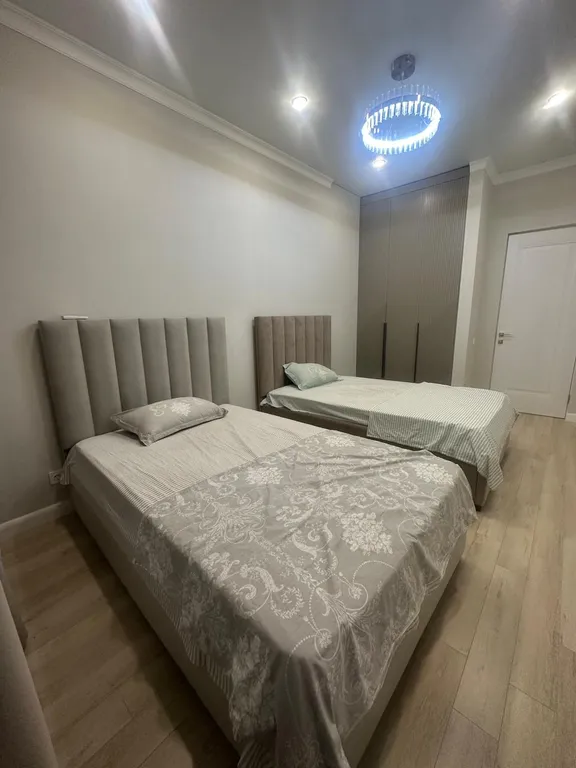 4-комнатная Квартира