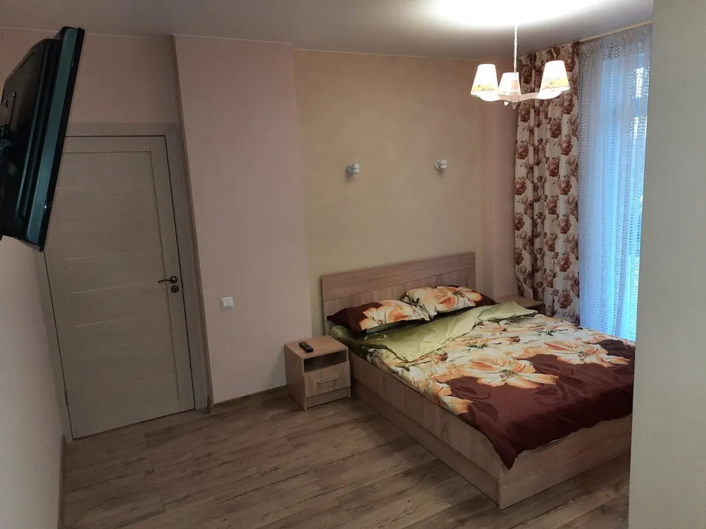 Просторная квартира в новом жилом комплексе с собственной террасой