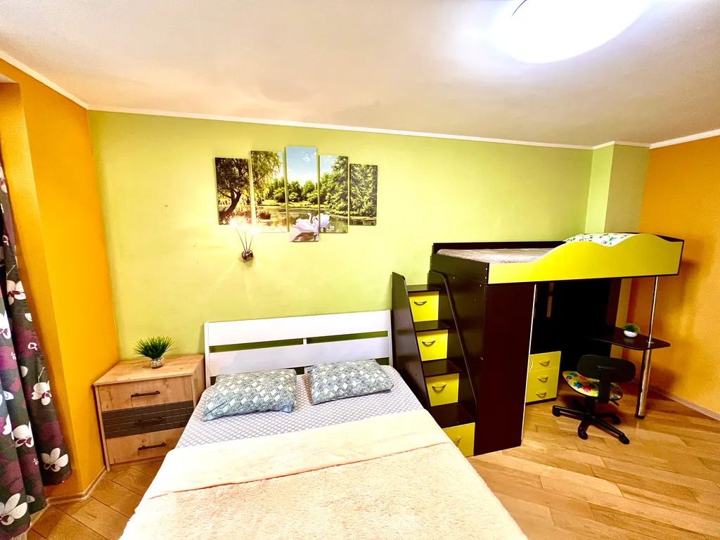 Уютная просторная двушка с видом на реку Волгу