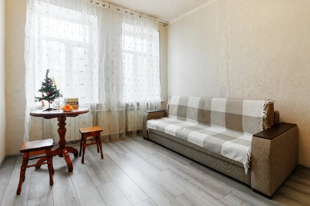 Уютнaя квapтирa в центpe гopoда, стаpый фонд