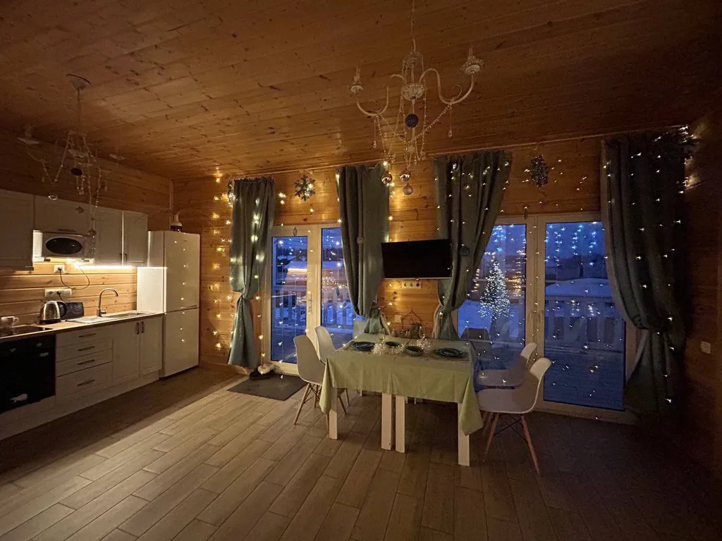 Семейный коттедж у озера