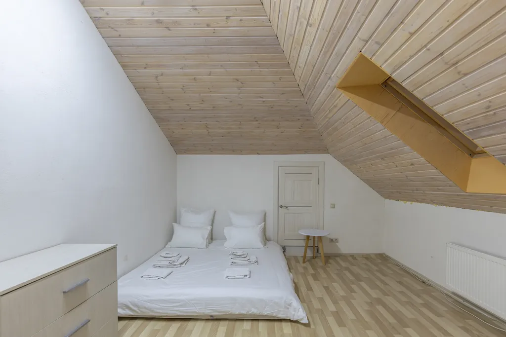 Просторный коттедж с бильярдом и сауной