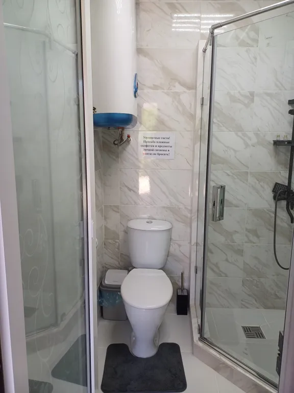 Домик с бассейном