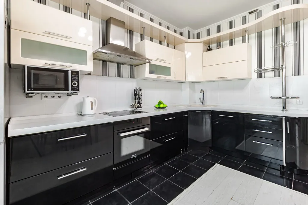 Просторная квартира в Золотом квадрате рядом с Байтереком