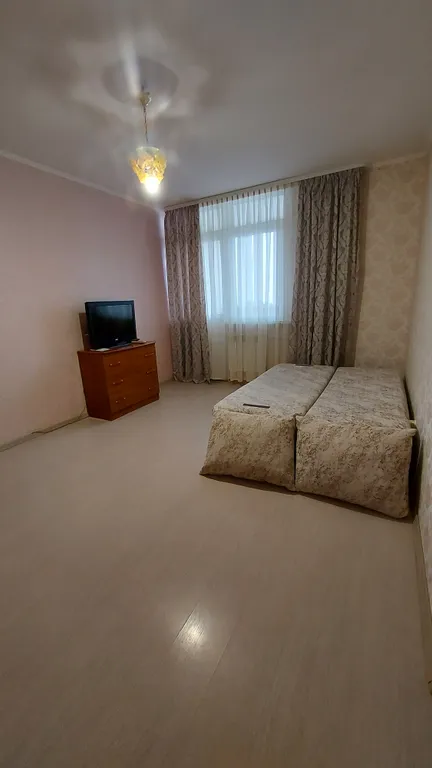 Однокомнатная квартира возле скк Оренбуржье