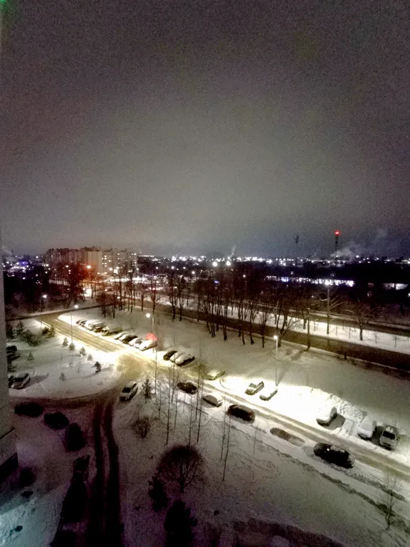 Квартира Двухкомнатная квартира с видом на город в 7 минутах езды от Кремля — Великий Новгород