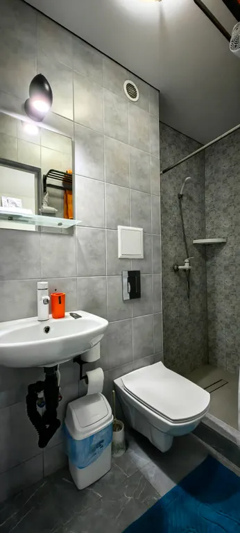 Квартира Двухкомнатные апарты с изолированными комнатами/кухня/стиралка/балконы — Судак