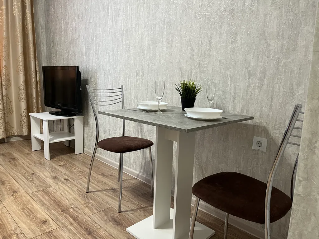 Студия для командировки у ТЦ Горизонт