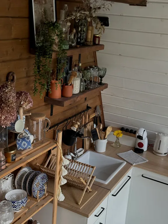 Большой уединенный A-frame в лесу с горячей купелью Фурако