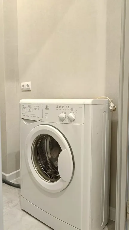 Современная, новая студия возле Краевой больницы