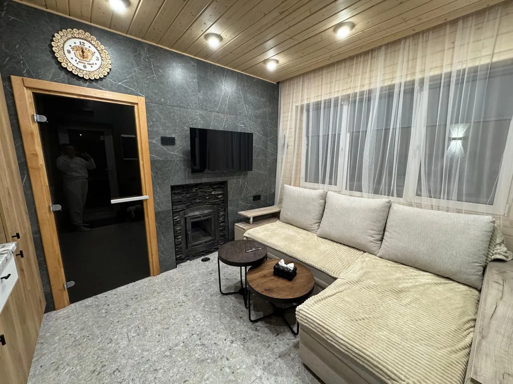 Загородная вилла в лесу