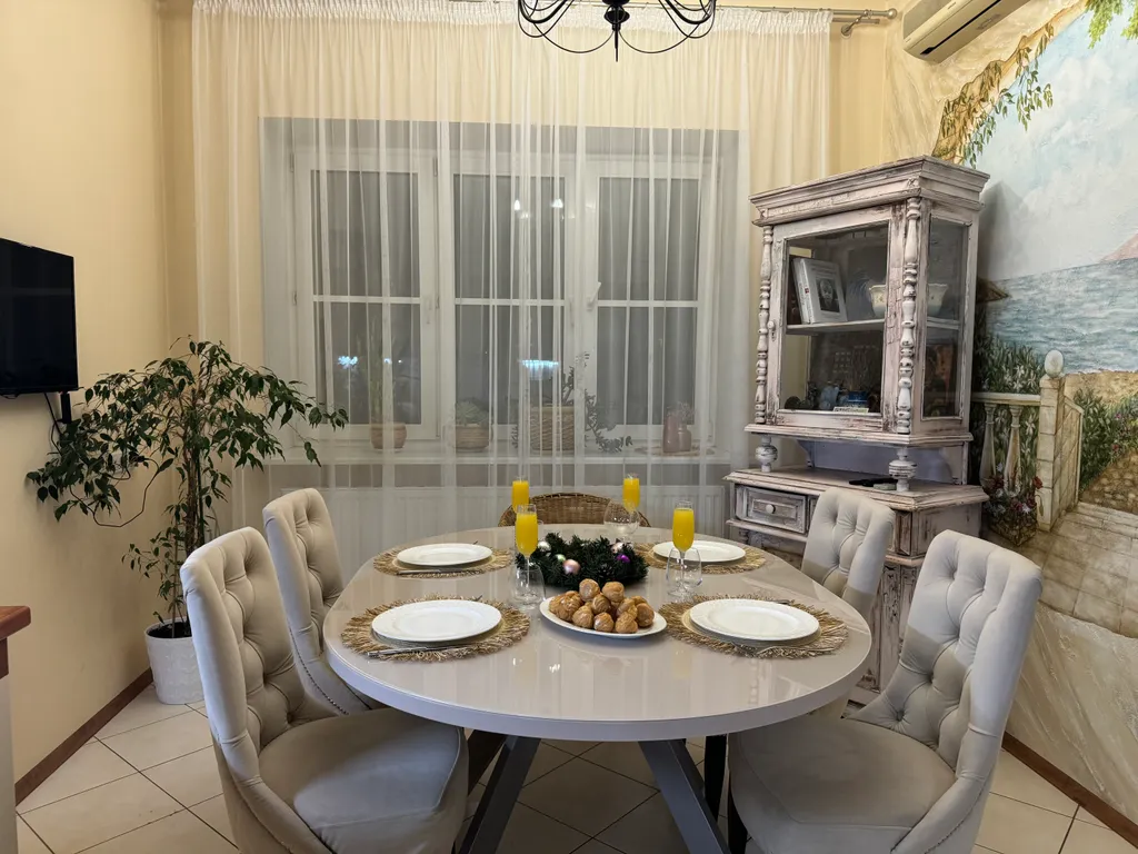 Просторная квартира на новый год с ёлкой в самом центре + 2 парковки