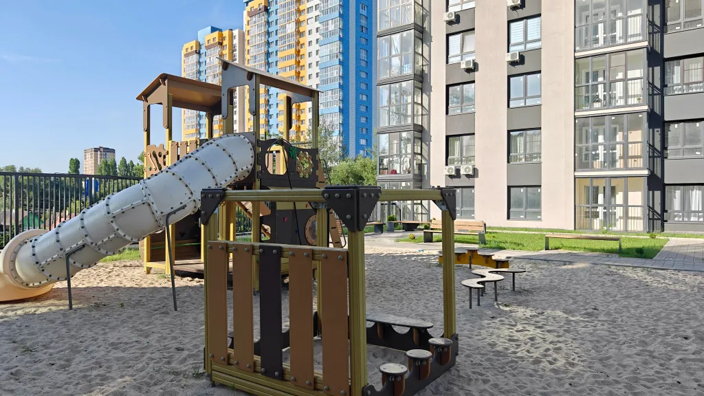 ТЕРРА48 | Urban GraFF Урбан ГраФФ студия в центре, сетевой стандарт