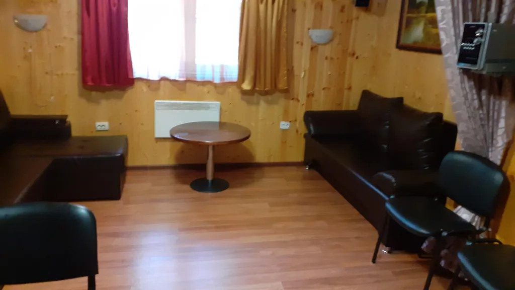 Дом с русской баней на берегу озера Селигер