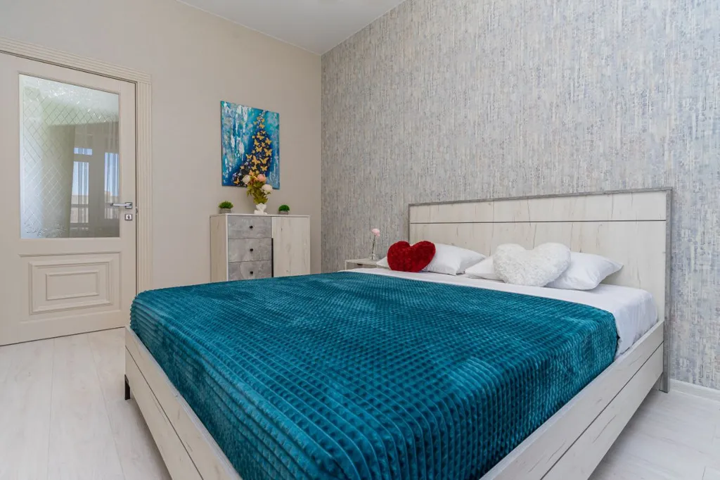 Квартира Квартира Двухкомнатная новостройка люкс — Мирное