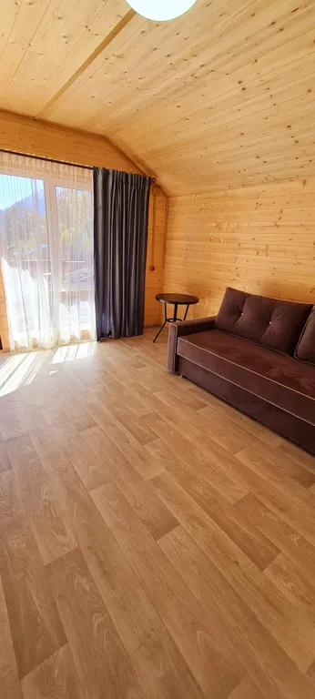 Экодомик с великолепным видом на горы