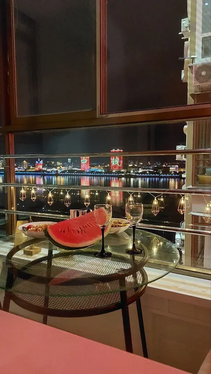 Уютная квартира с джакузи и с видом на Китай и реку Амур