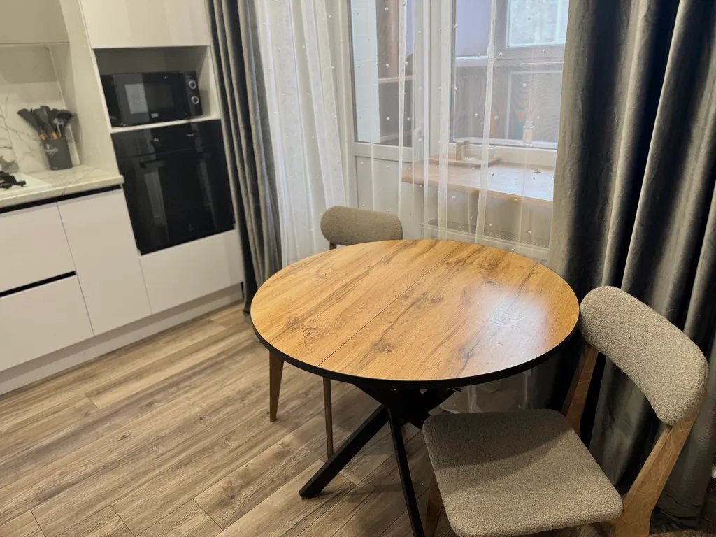 Квартира с новым ремонтом и мебелью