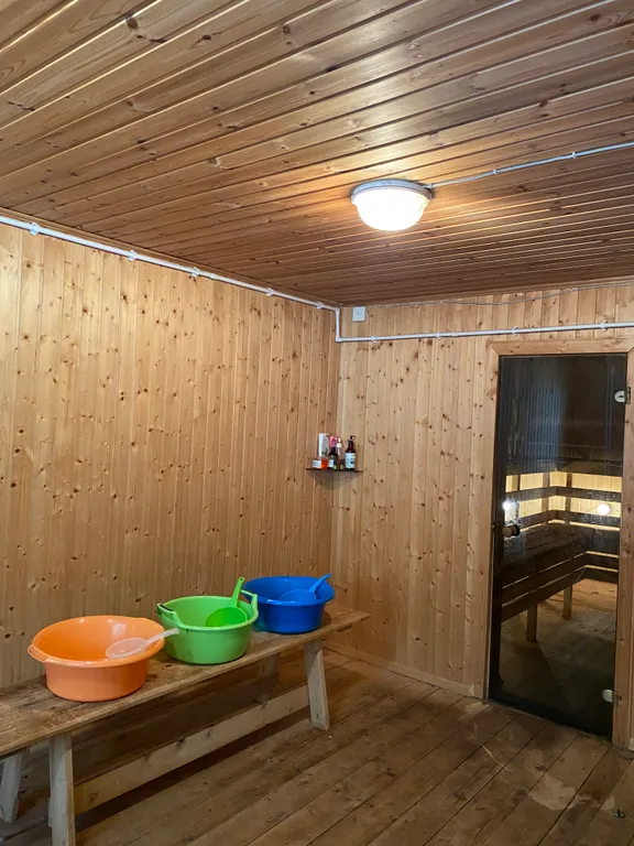 Коттедж Дом на берегу реки Волхов — Волхов