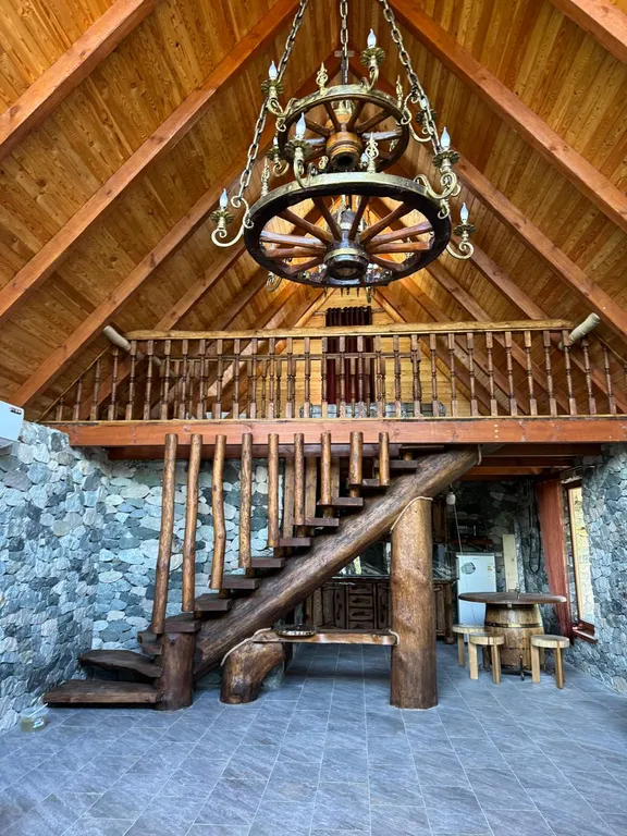 Каменный дом шале