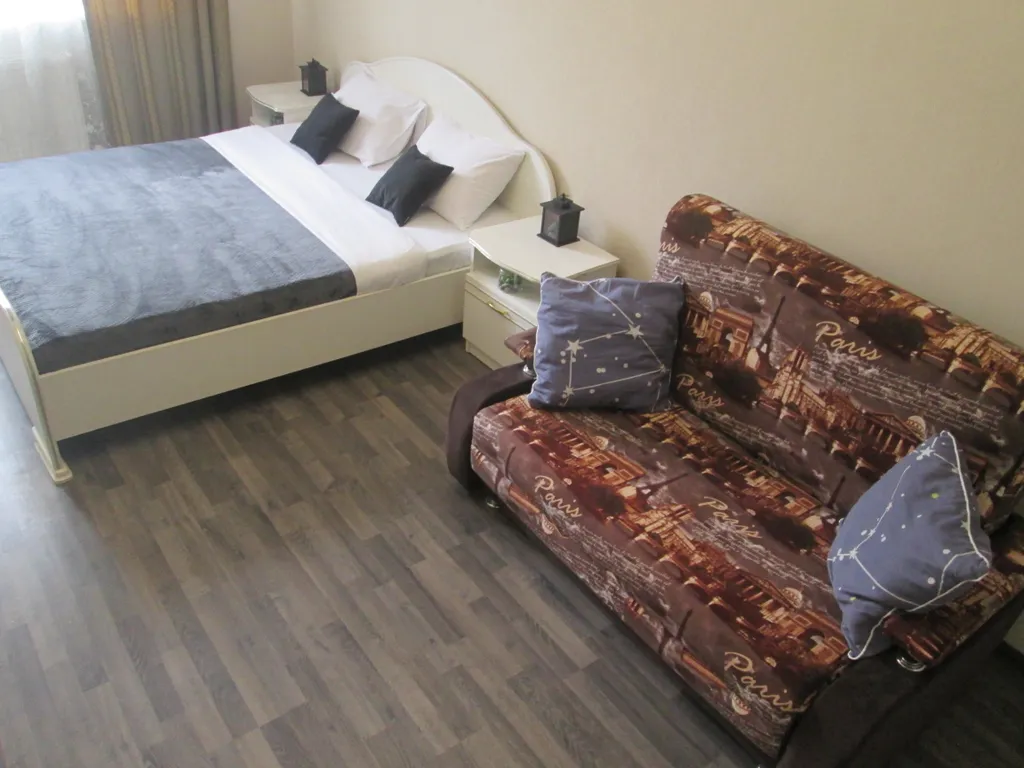 Квартира с видом на стадион и парк Галицкого