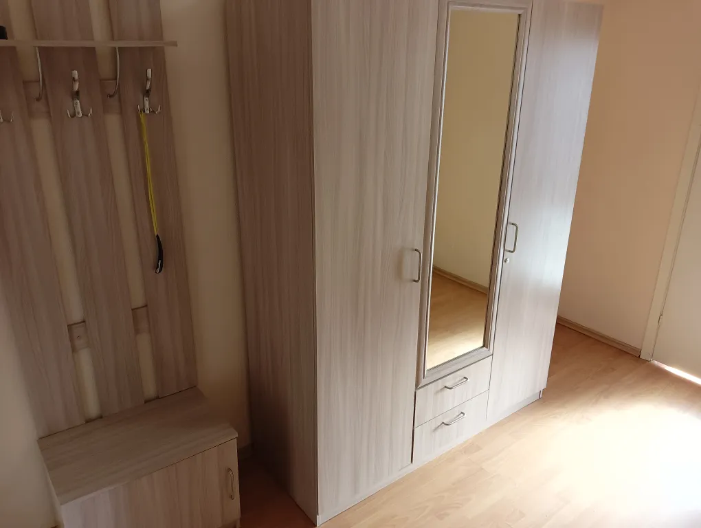 Квартира в центре города с видом на Покровскую башню и реку Великую