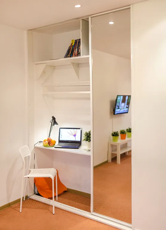 "Rent70" на Пирогова 7 Жить в центре студенческой жизни, Университеты!