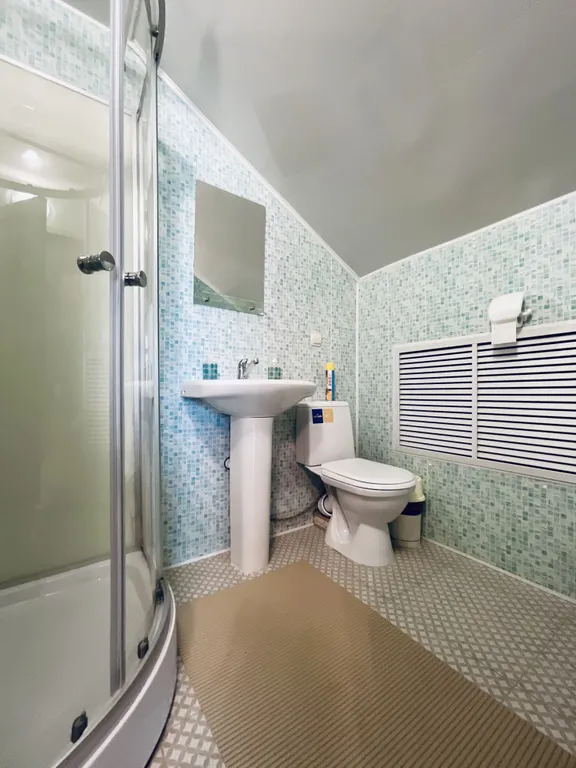 Тёплый и уютный дом Пирамида