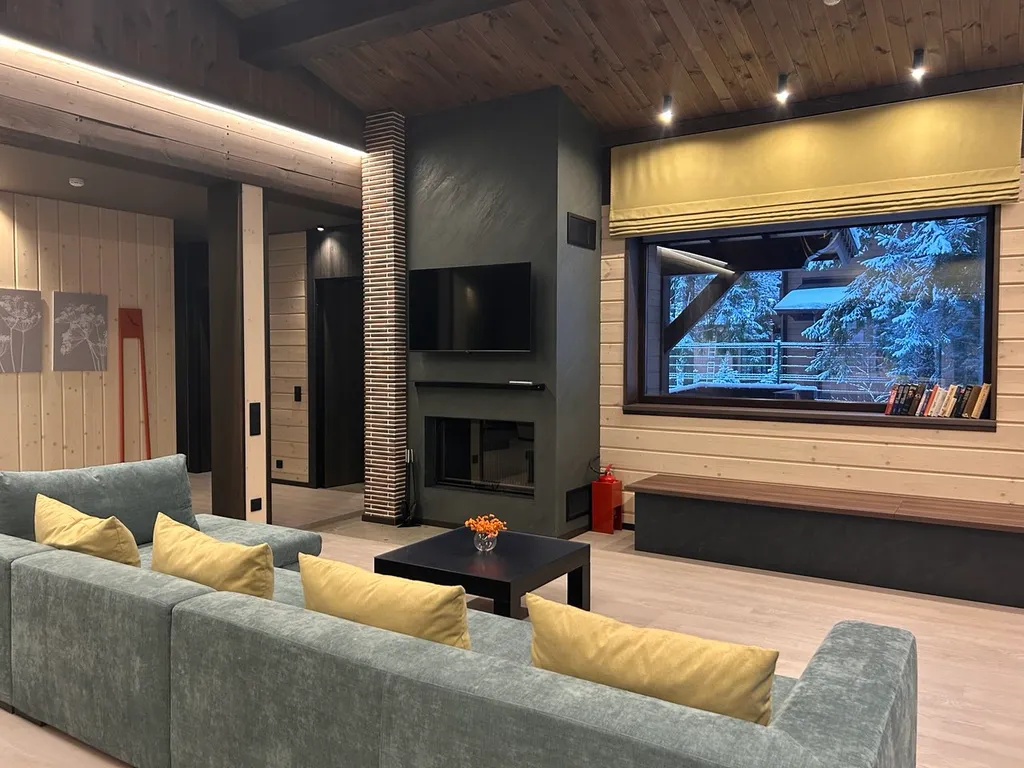 Коттедж у курорта Охта Парк