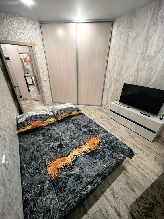 Уютная квартира на КСК