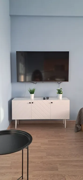 Студия с панорамным видом на город