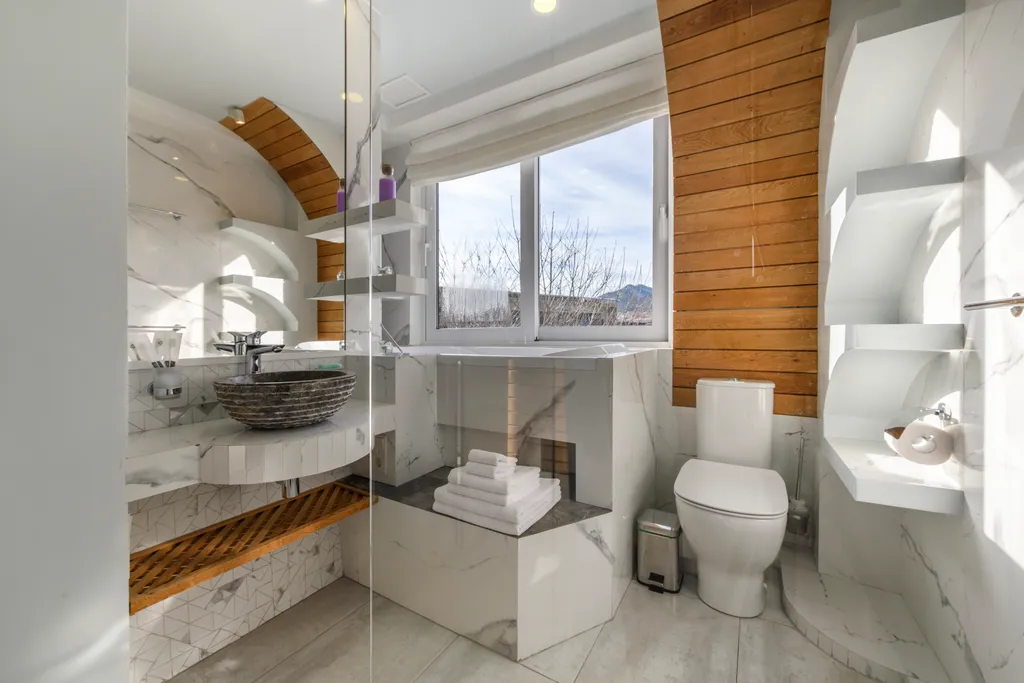 Дизайн-студия Лайт Люкс. Горная панорама из окна